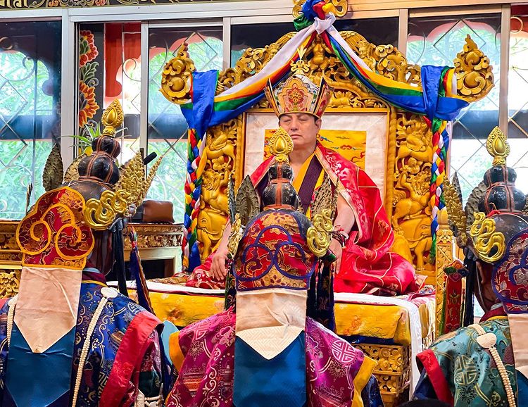 Offering Khandro Tenzhu